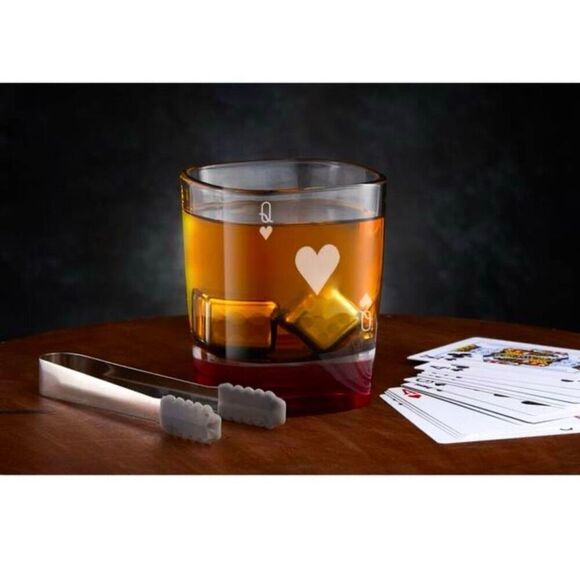 New! Poker queen of heart whiskey glass set by JoyJolt - Picture 2 of 7